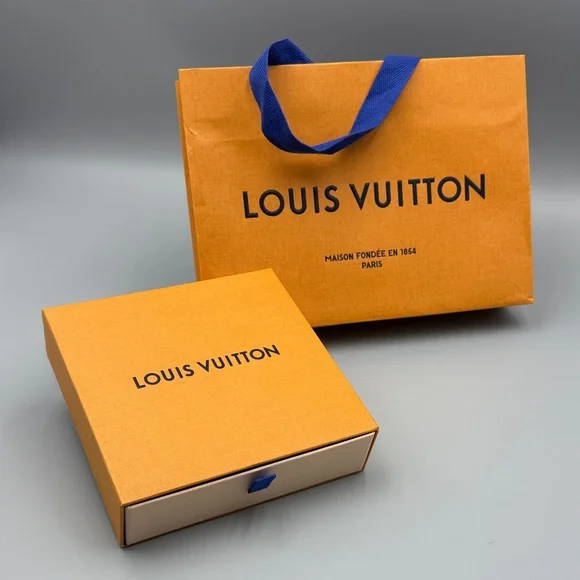 Louis Vuitton box - 4 - Picture 1 of 2